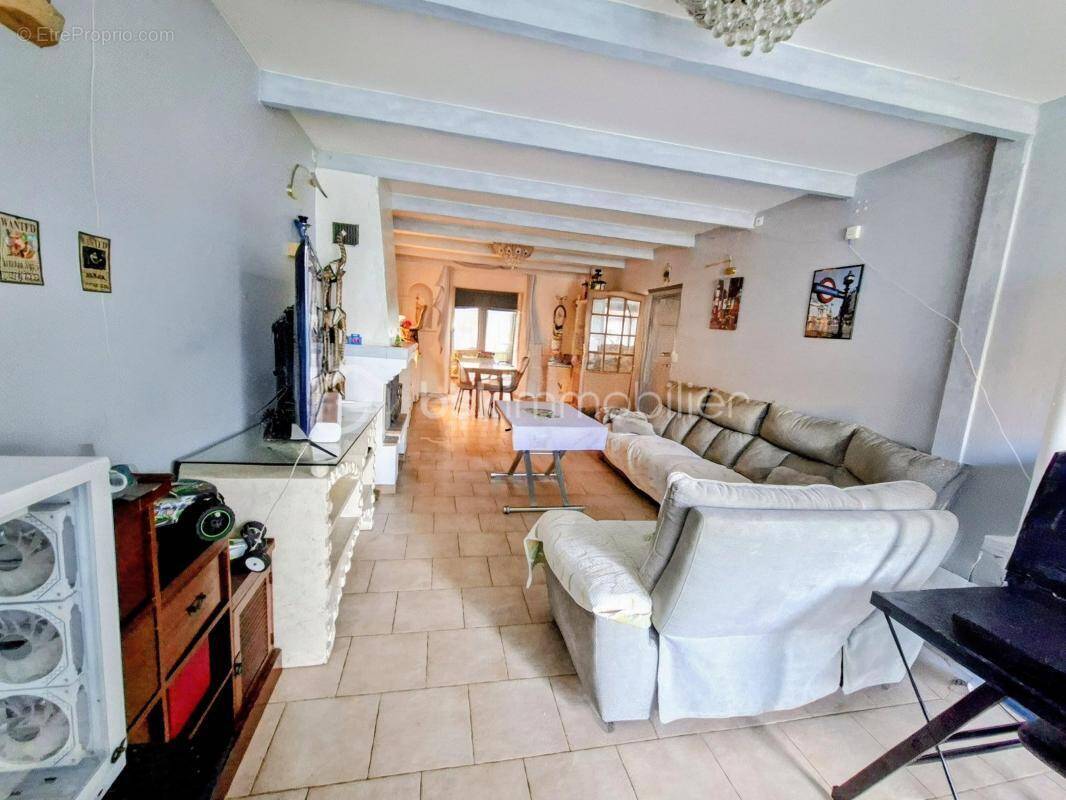 Maison à LES SALLES-DU-GARDON