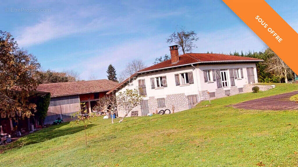 Maison à RION-DES-LANDES