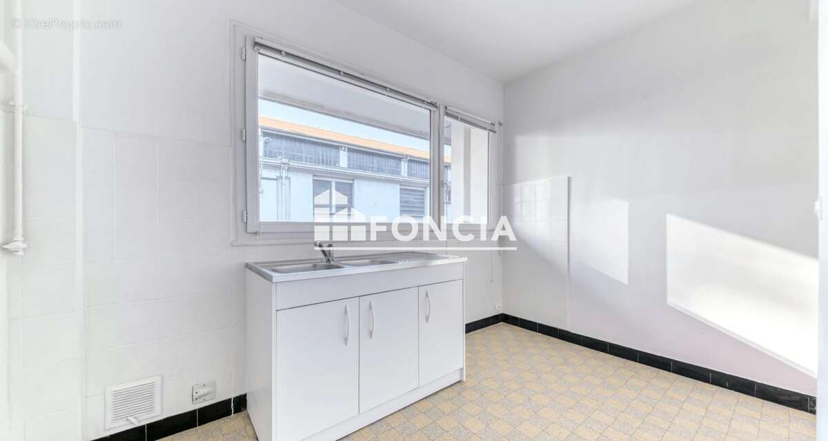 Appartement à LYON-7E