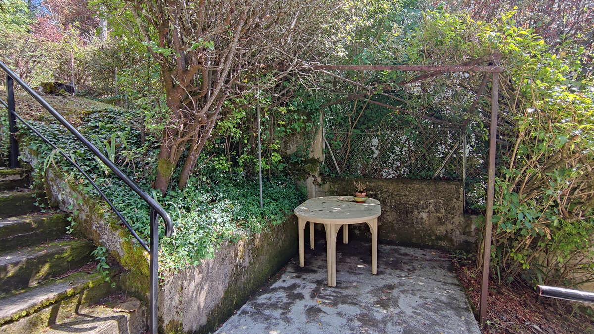 Maison à BAGAT-EN-QUERCY