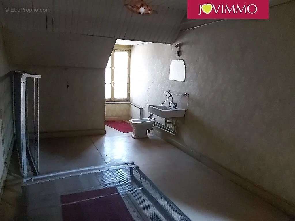 Maison à CHATEAUMEILLANT