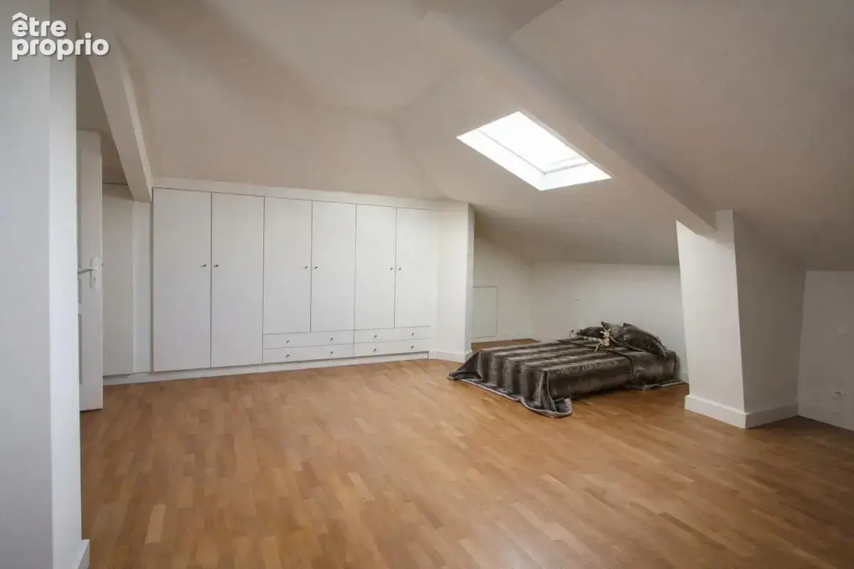 Vence, à 2 minutes à pied du centre, somptueuse villa de 321 m² - photo 15