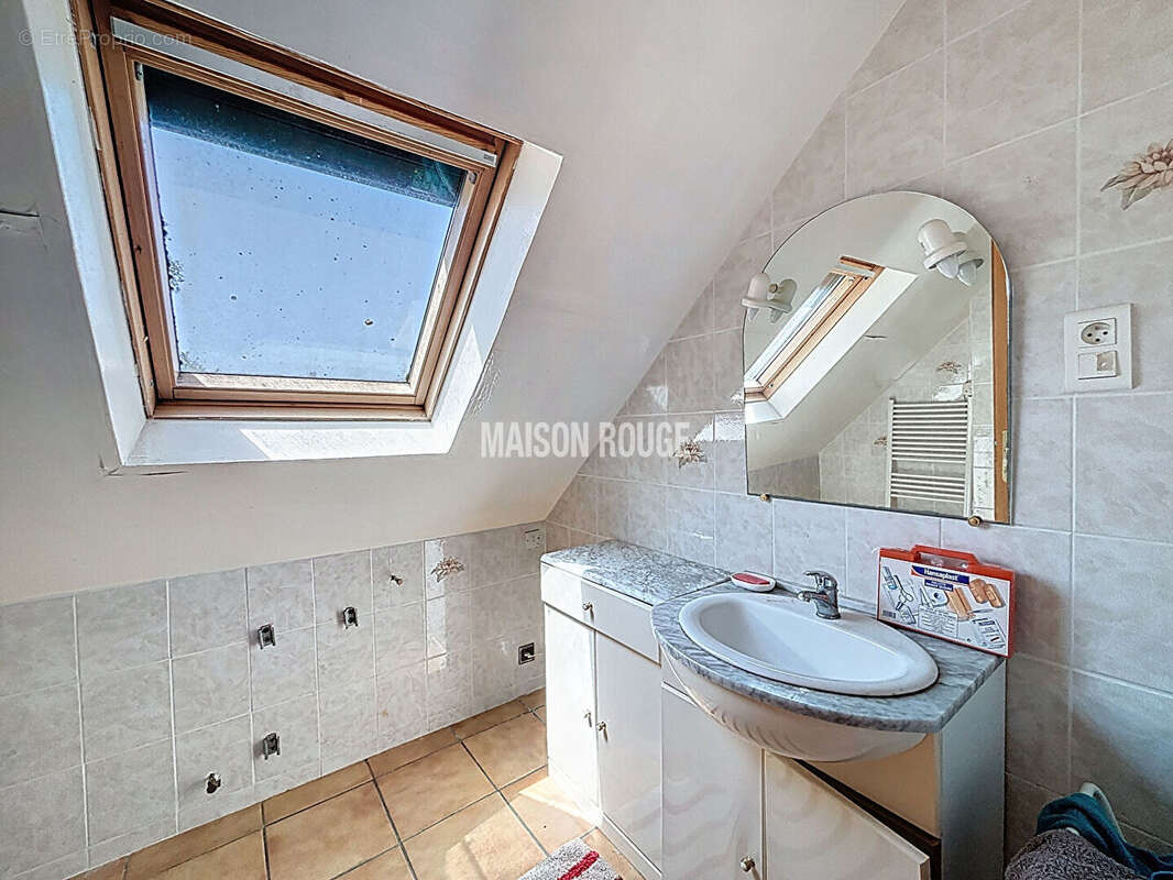 Maison à PLOUER-SUR-RANCE