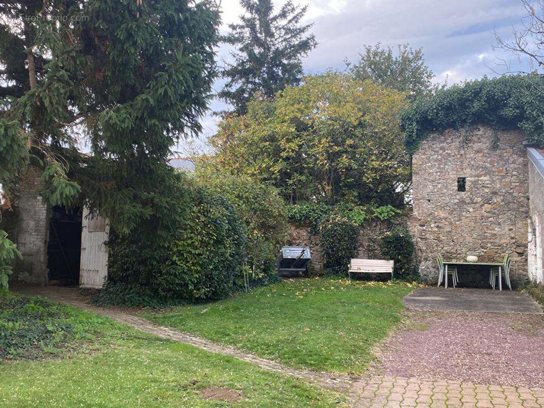 Maison à LA MONTAGNE