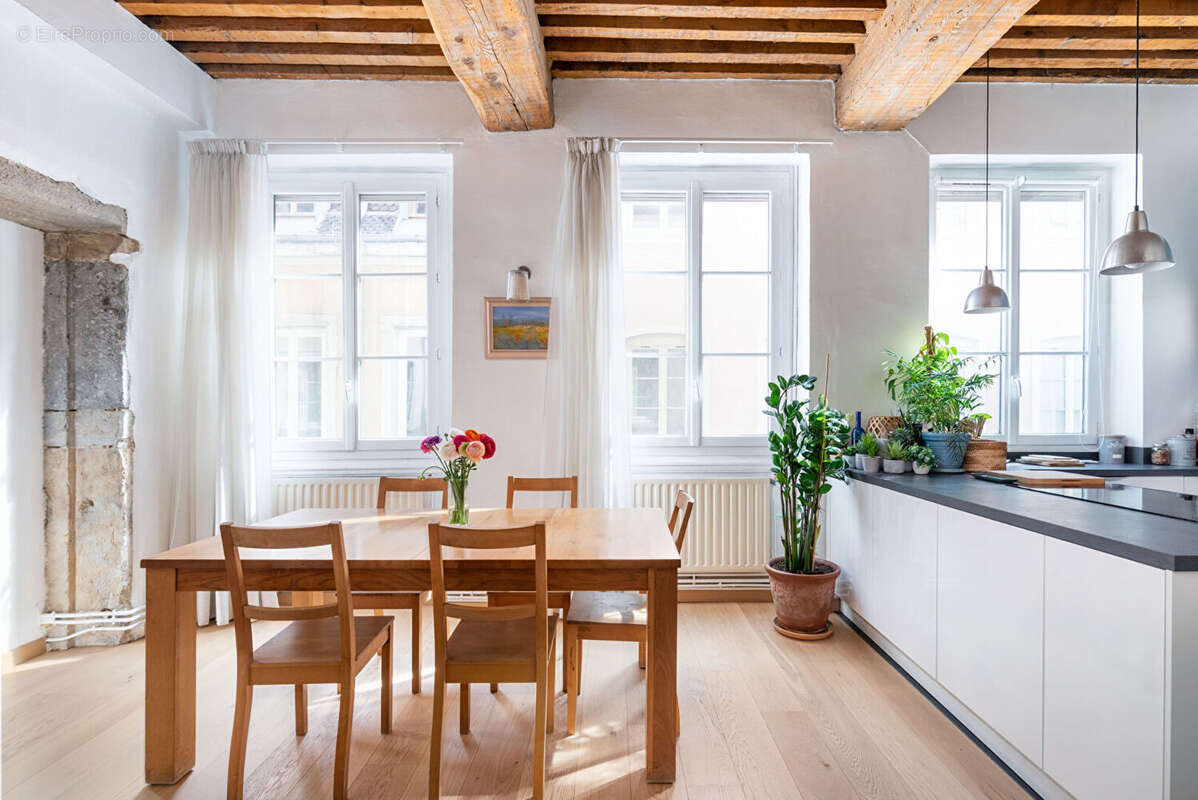 Appartement à LYON-1E