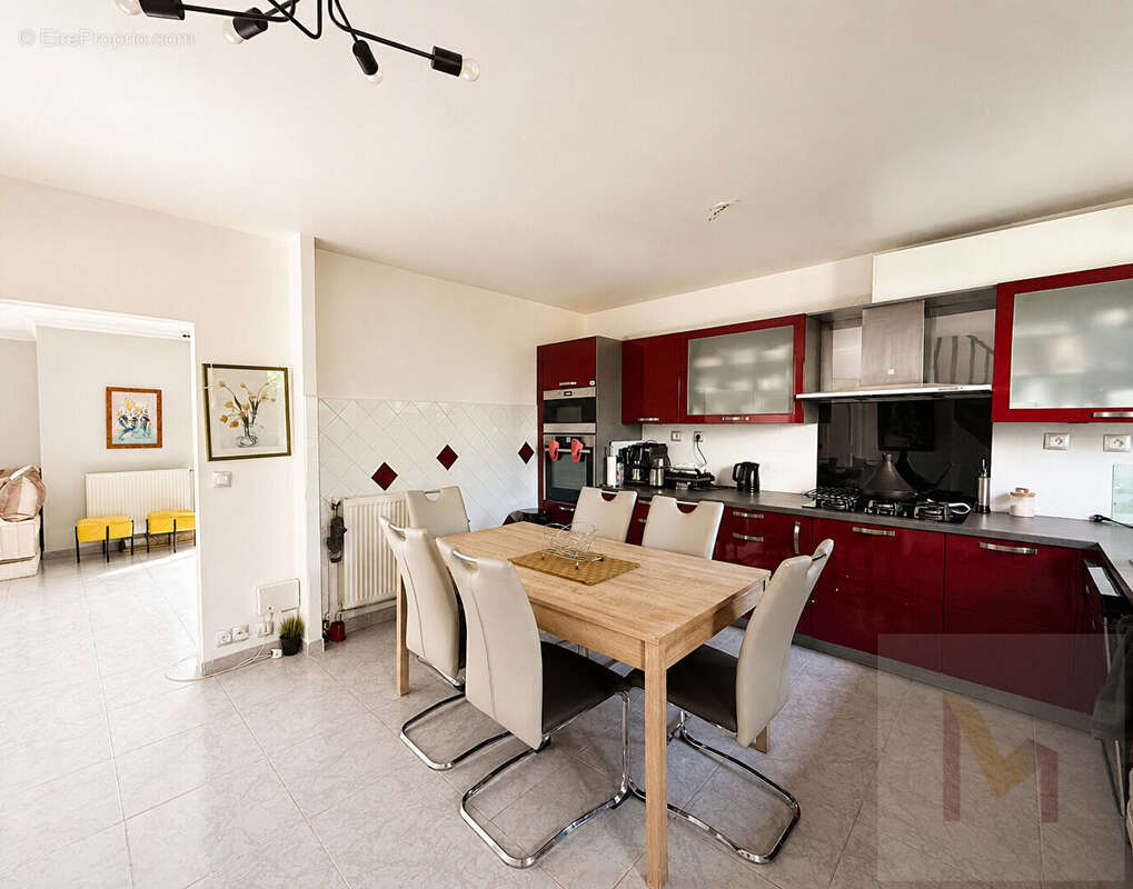 Maison à NEUILLY-PLAISANCE