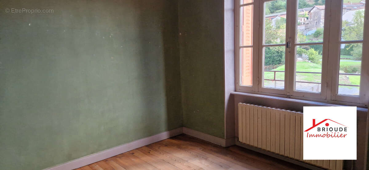 Maison à PAULHAGUET