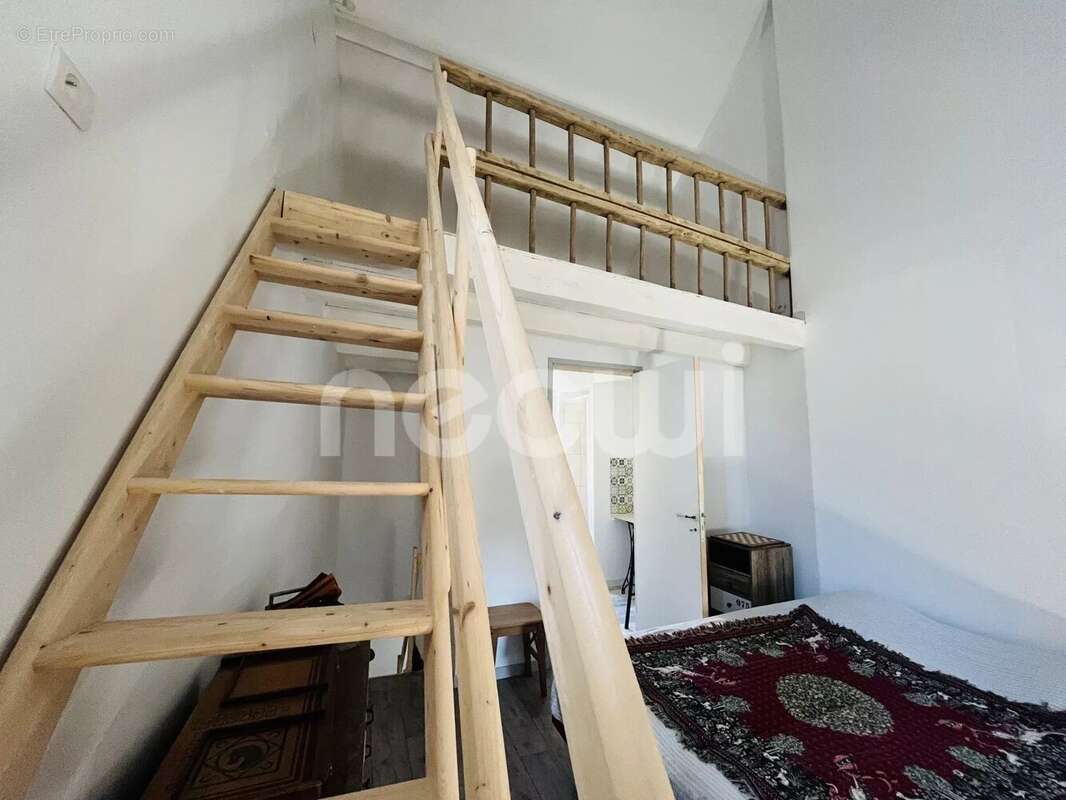 Maison à SAINT-GEORGES-DE-MONS