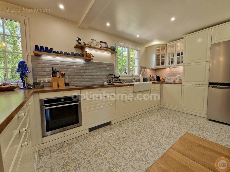 Maison à SAINT-GERMAIN-LES-ARPAJON