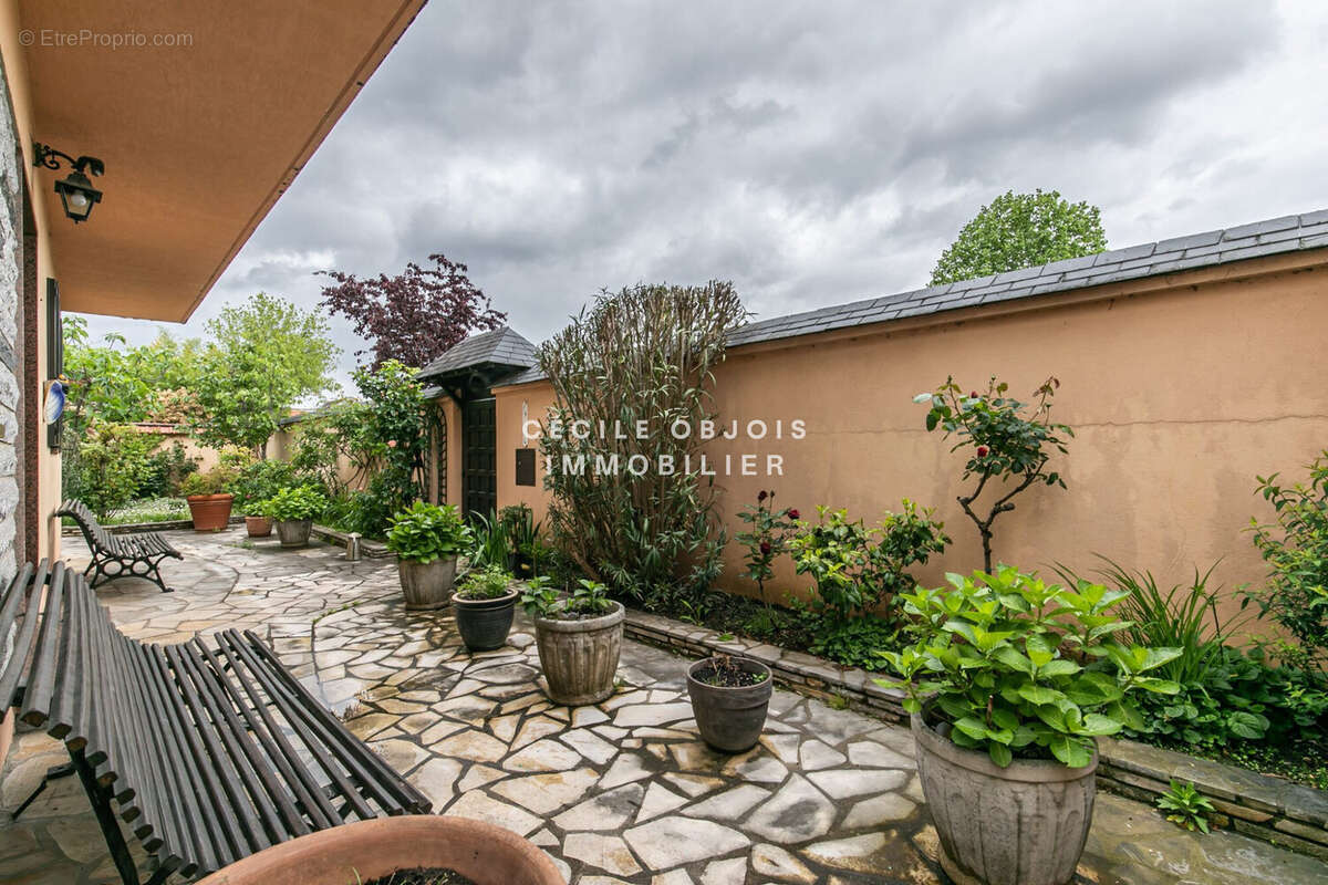 Maison à JOINVILLE-LE-PONT