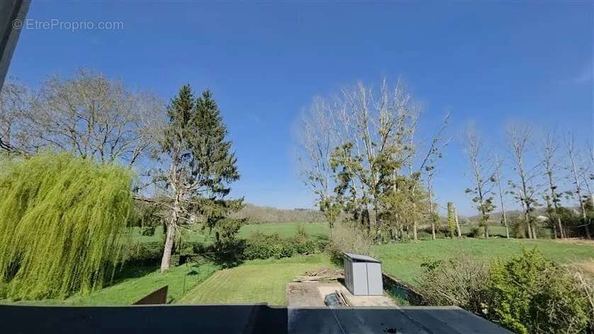 Maison à LA TRIMOUILLE