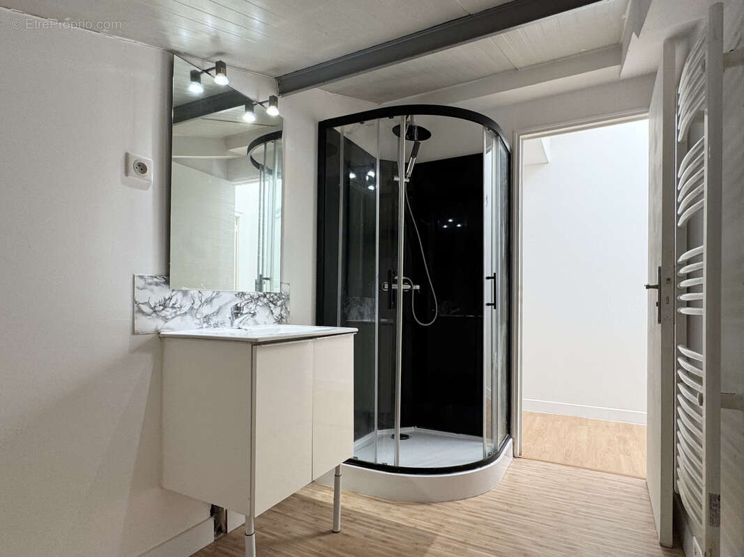 Appartement à LE RHEU