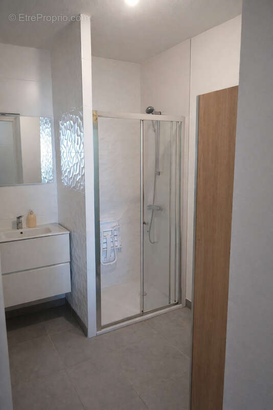 Appartement à LATTES