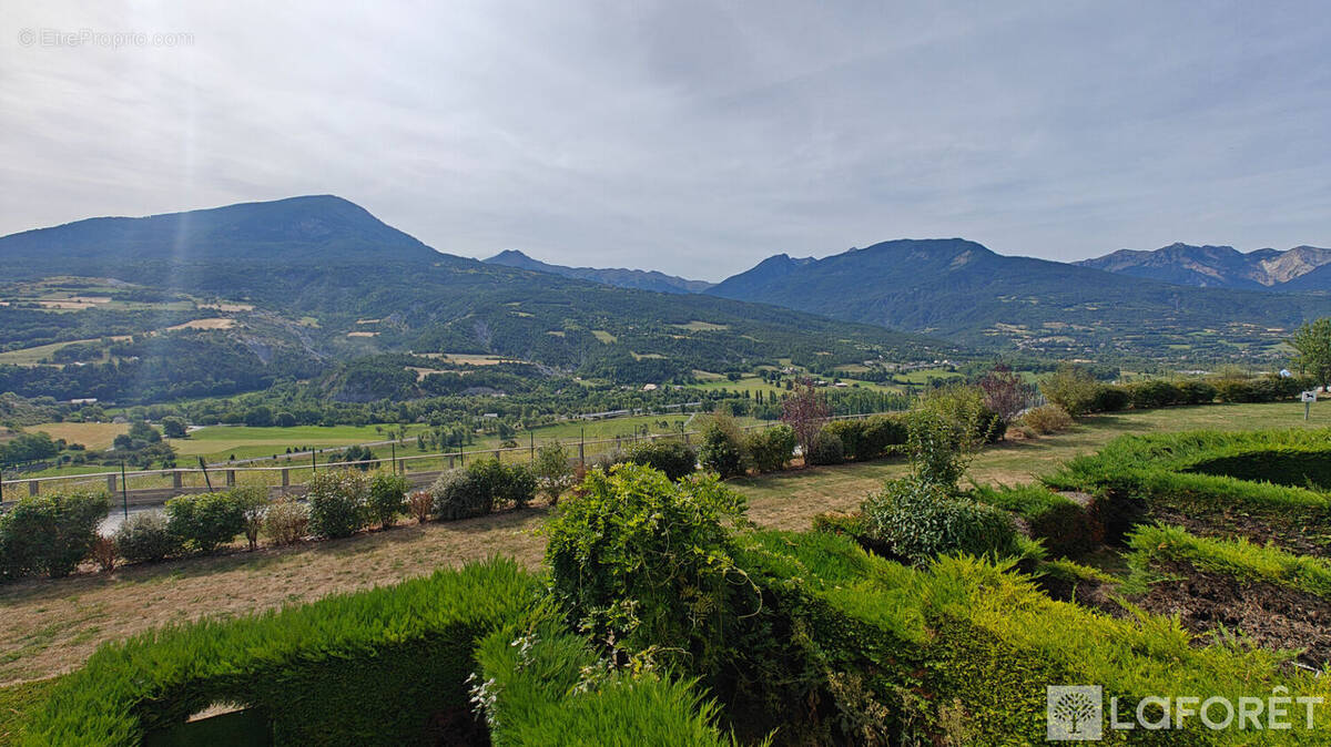 Appartement à EMBRUN