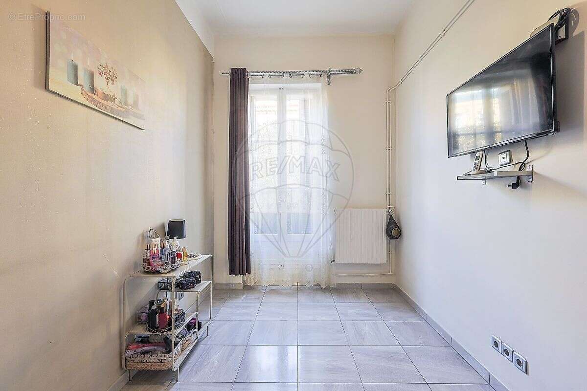 Appartement à MARSEILLE-2E