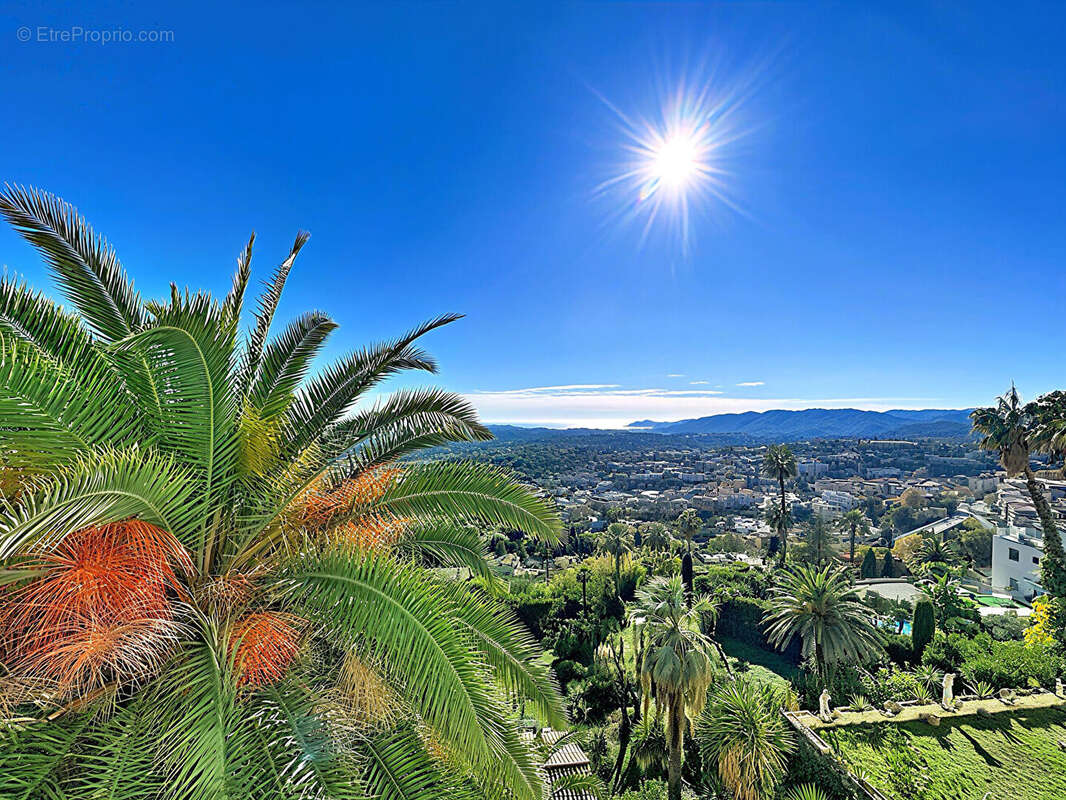 Appartement à GRASSE