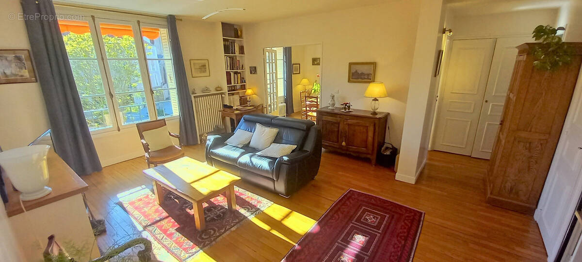 Appartement à MANTES-LA-JOLIE