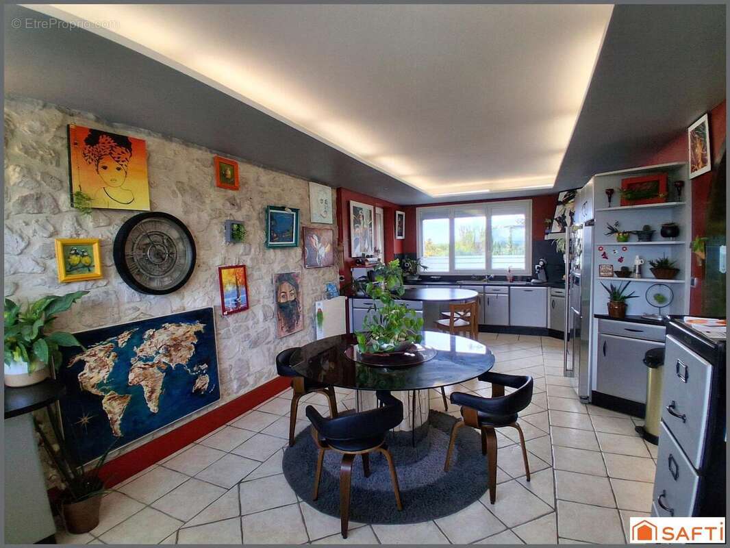 Maison 147 m² à Xaintrailles  - photo 9