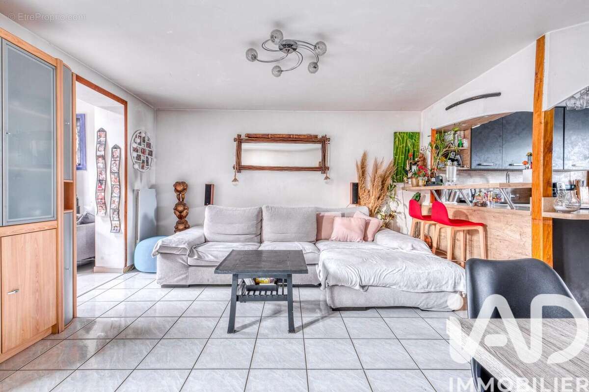 Photo 2 - Maison à CREGY-LES-MEAUX