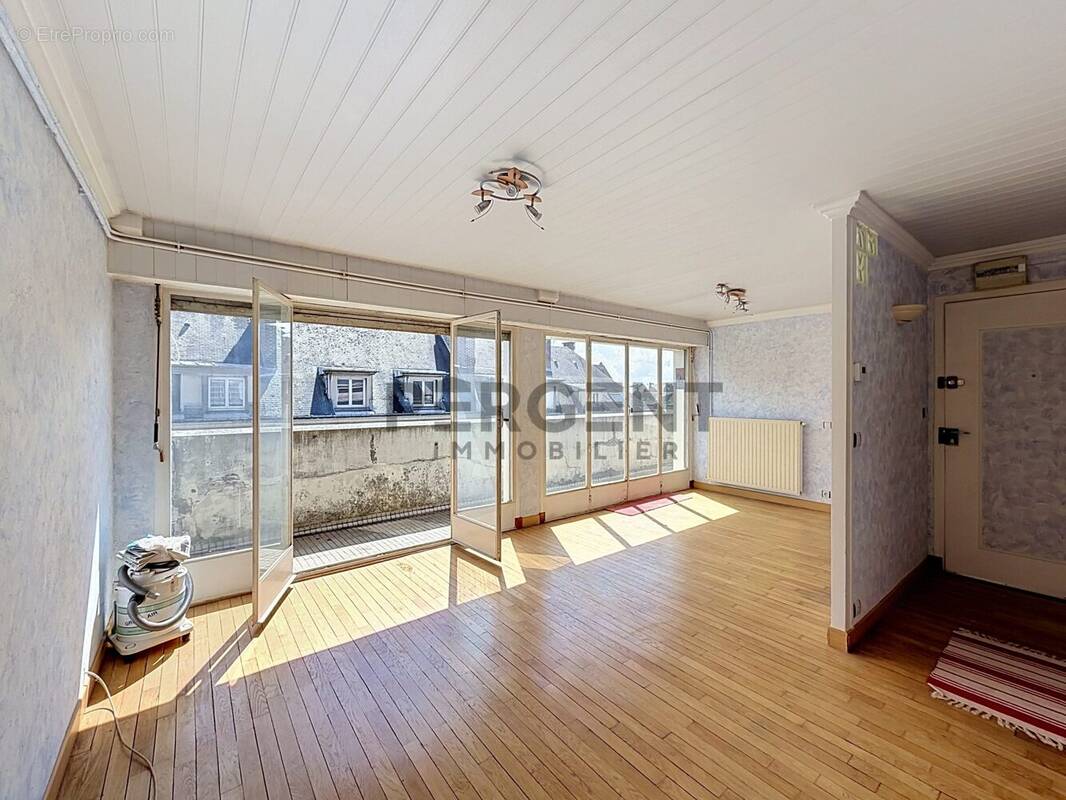 Appartement à CHARLEVILLE-MEZIERES