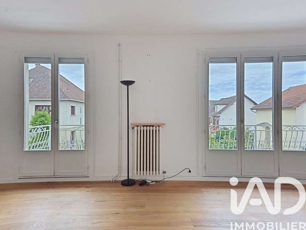 Photo 4 - Maison à LES CLAYES-SOUS-BOIS