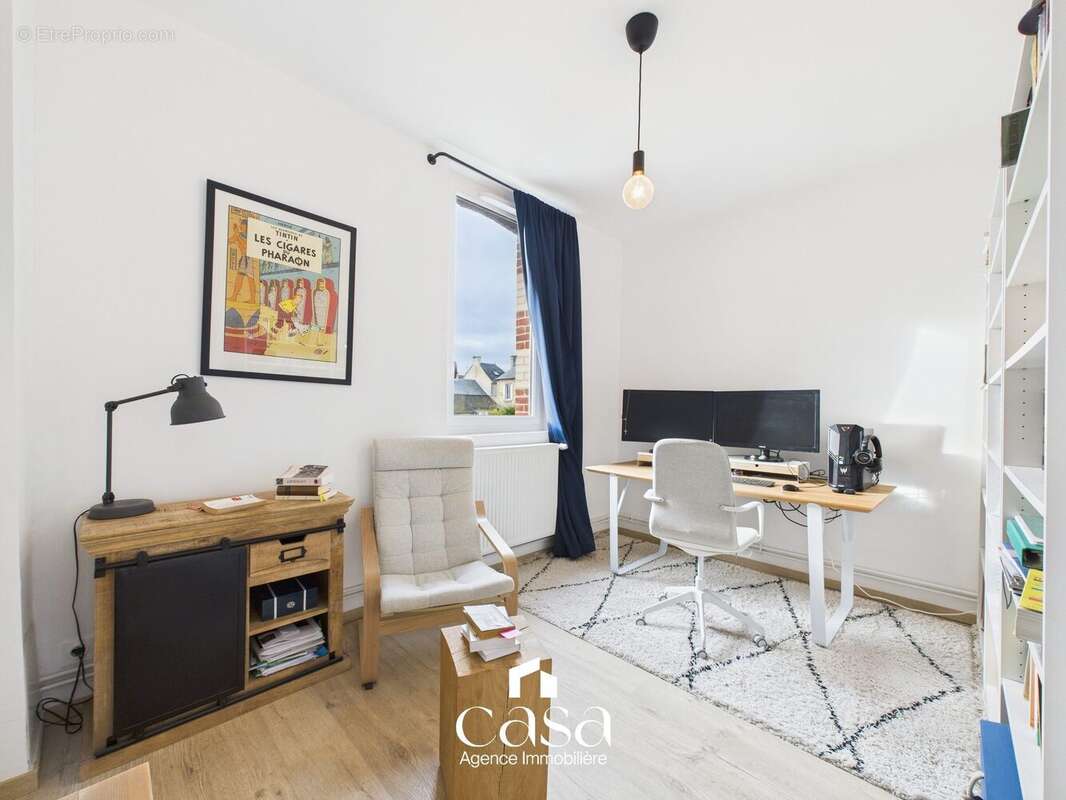 Maison à COLLEVILLE-MONTGOMERY