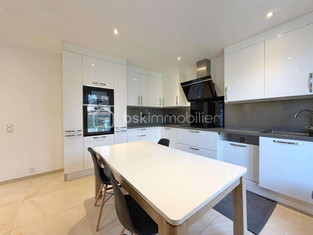 Maison à ECQUEVILLY