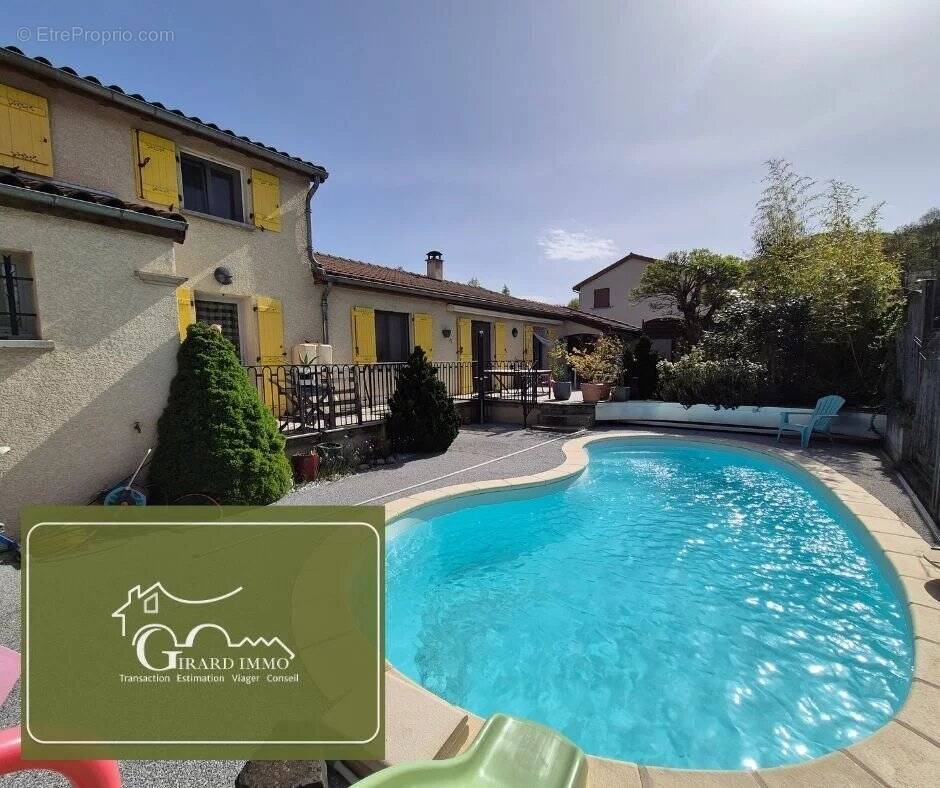 Maison à BRIVES-CHARENSAC