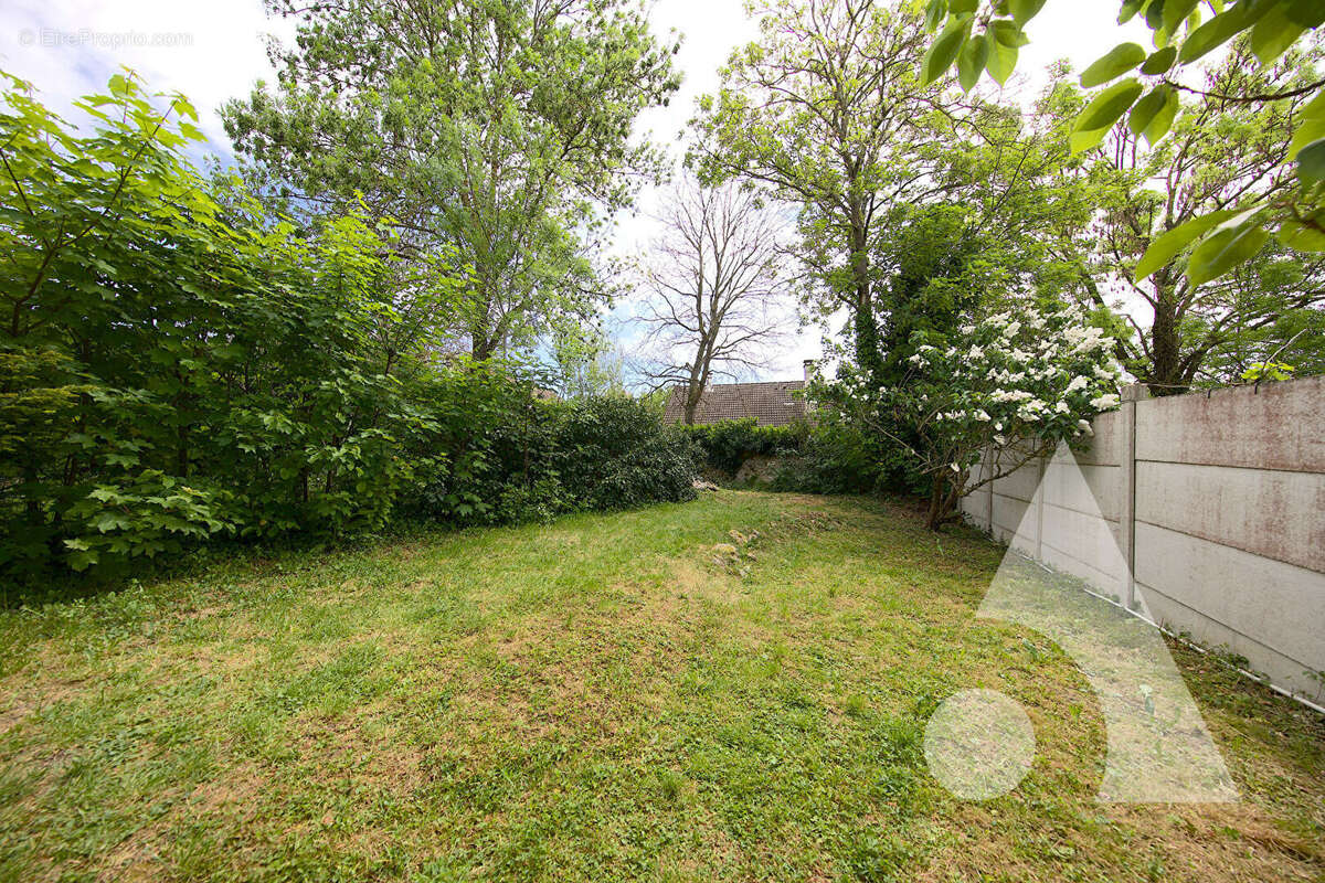 Appartement à SAINT-GERMAIN-LES-CORBEIL