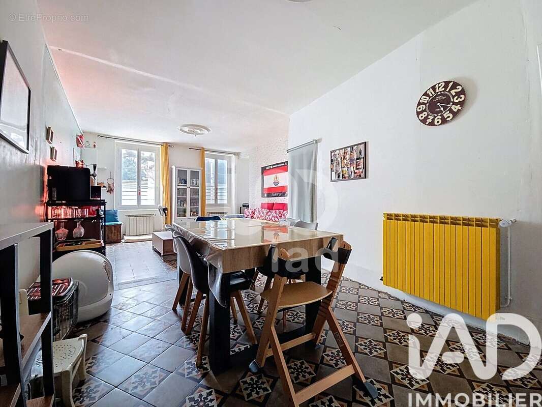 Photo 2 - Maison à MEHUN-SUR-YEVRE