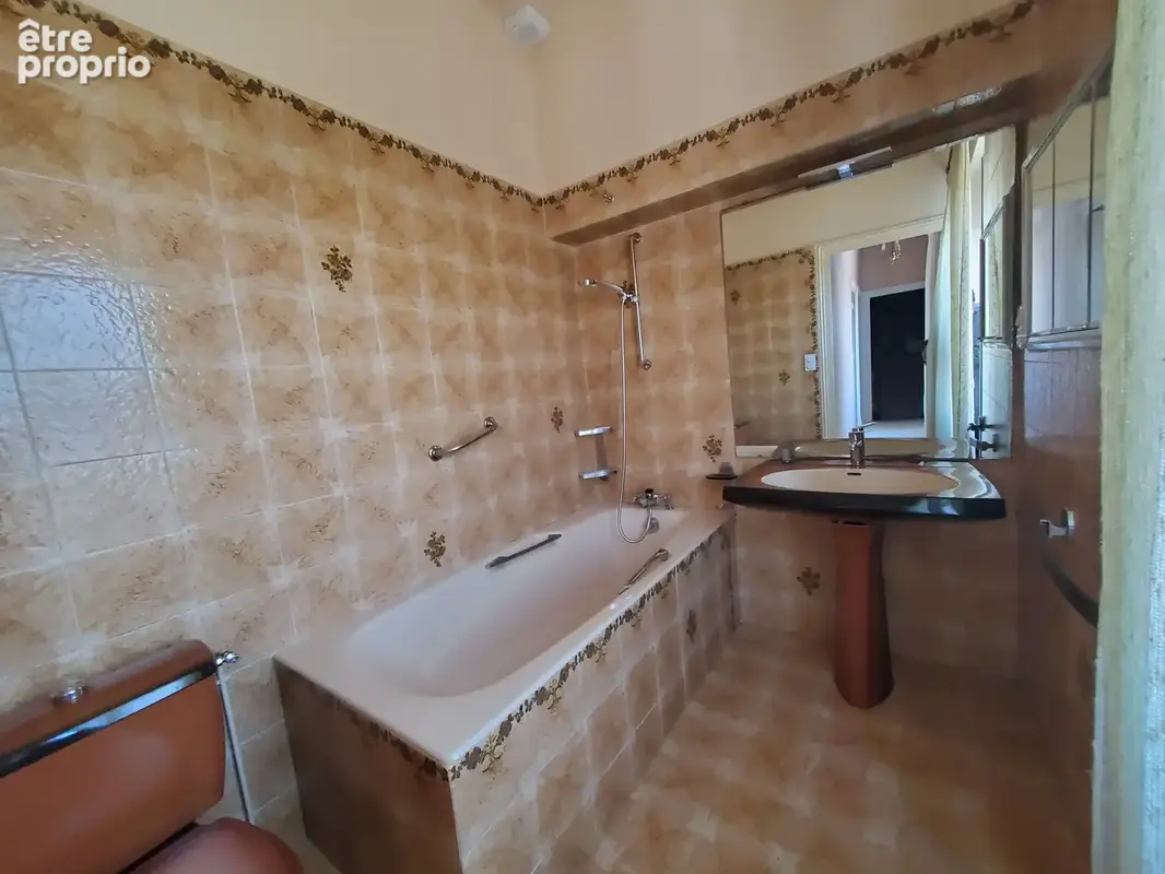 Maison de ville proche des commerces - photo 15