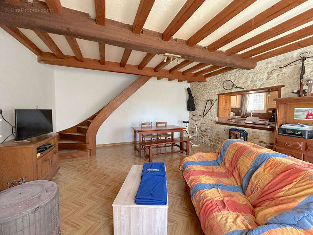 Maison à RIOUX