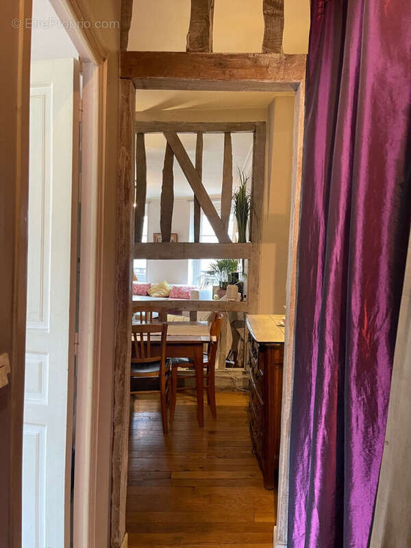 Appartement à VERSAILLES