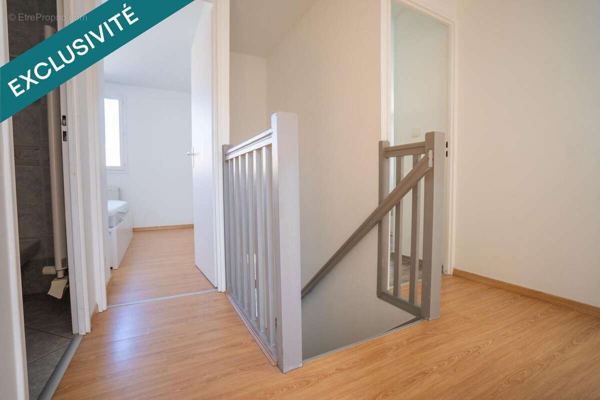 Photo 7 - Maison à DECINES-CHARPIEU