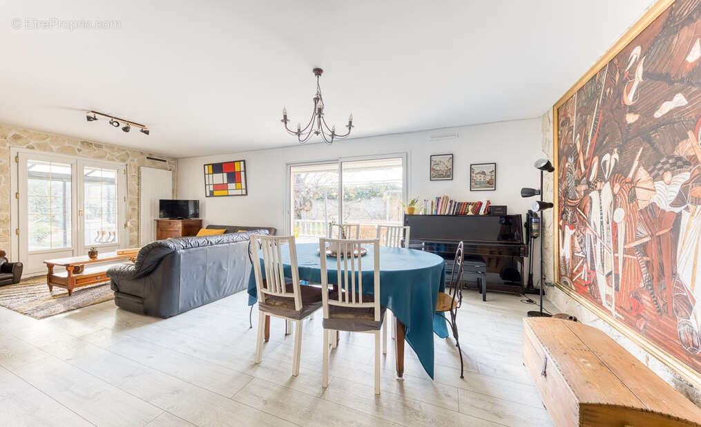 Maison à BRIE-COMTE-ROBERT