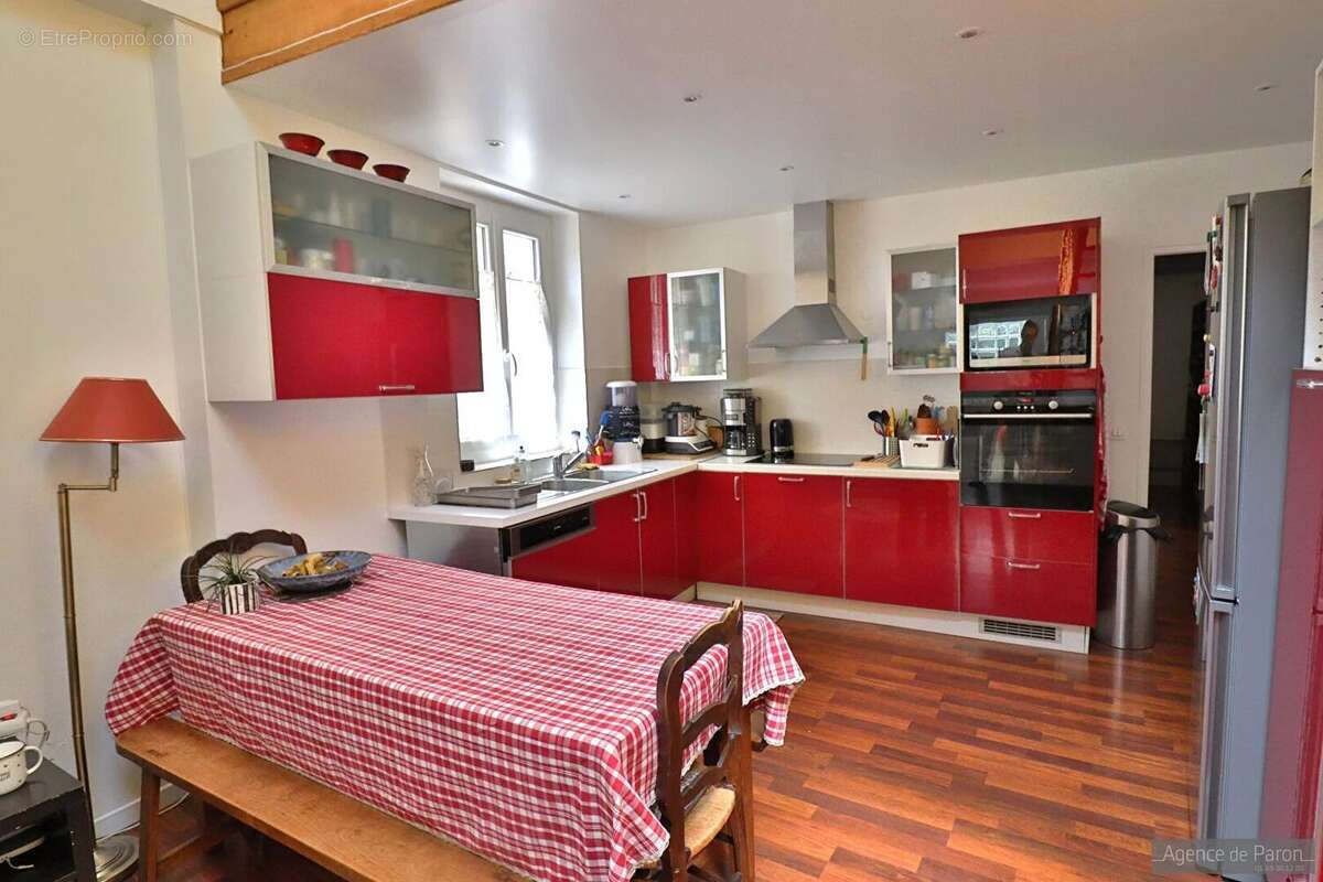 Maison à VERRIERES-LE-BUISSON