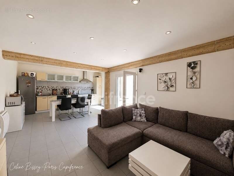 SPÉCIAL INVESTISSEURS 1 maison, 2 appartements, 1 revenu immédiat ! - photo 2