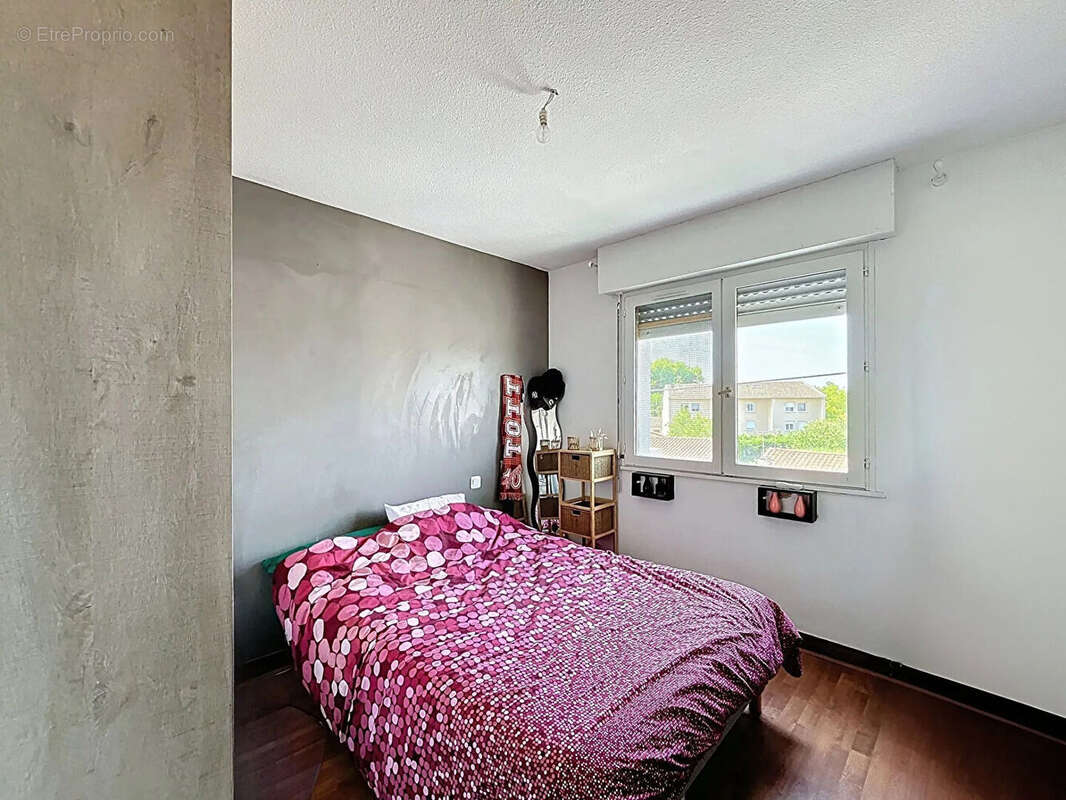 Appartement à PAREMPUYRE