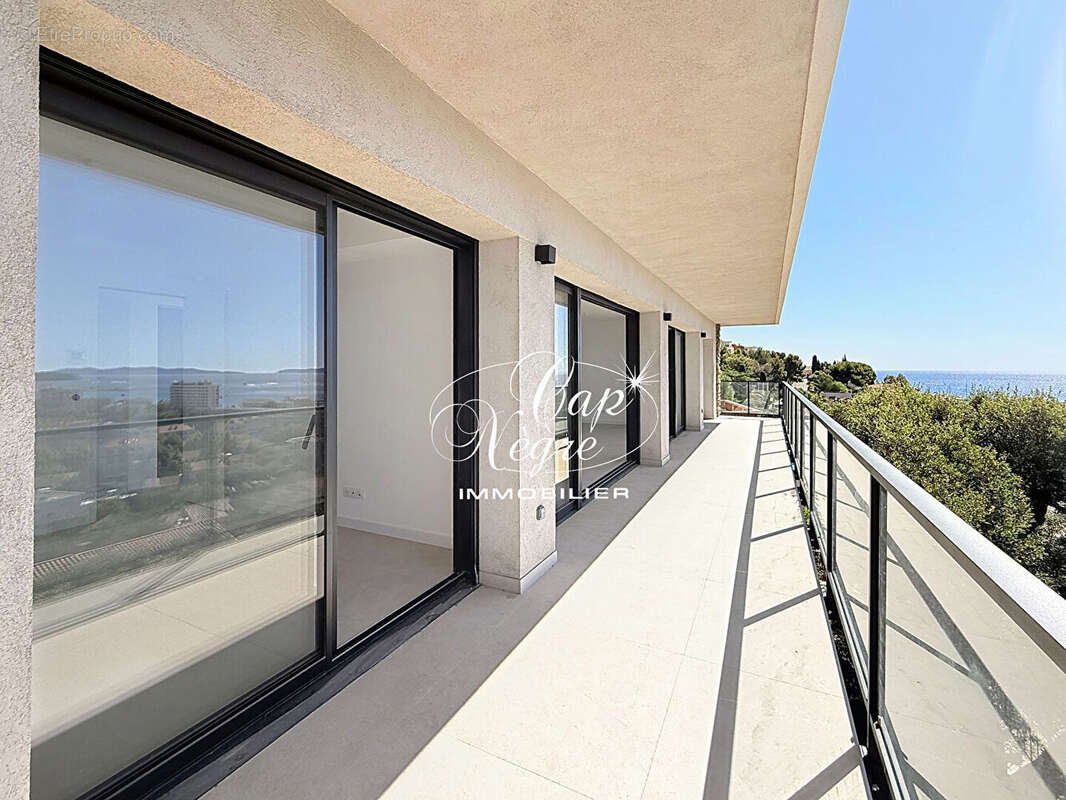 Appartement à LE LAVANDOU