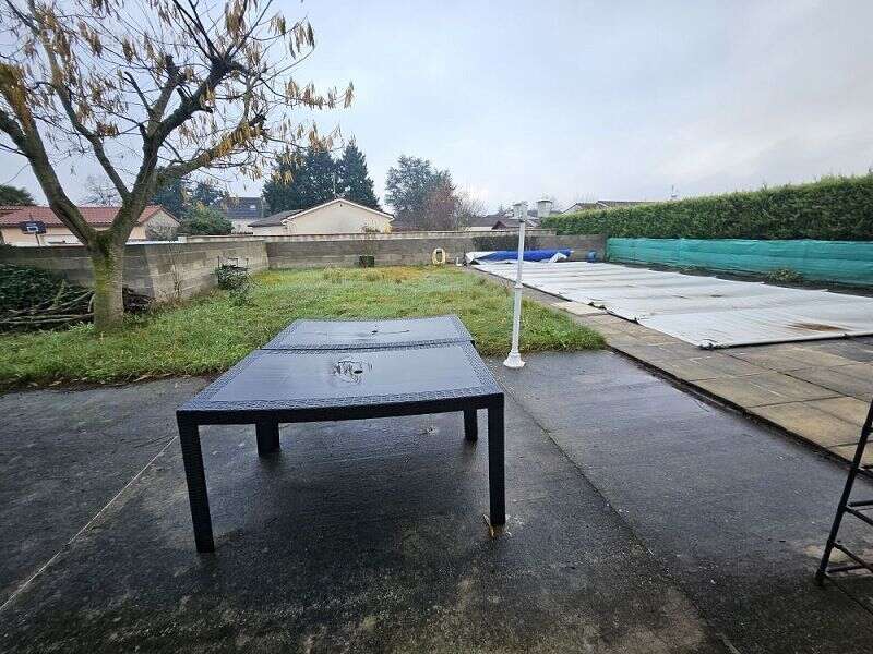 Maison à MONTROND-LES-BAINS