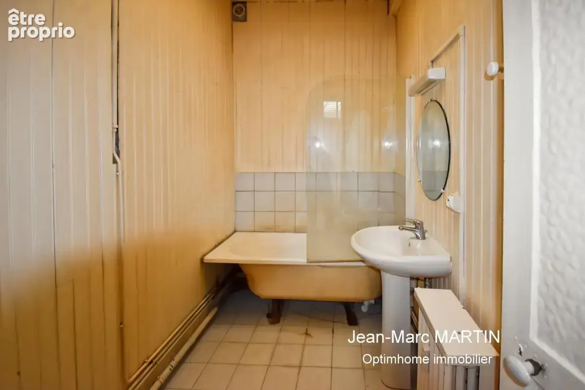 Proche du parc Barbieux, appartement lumineux de 91,74 m² à rénover à 3 min du métro – Roubaix - photo 22