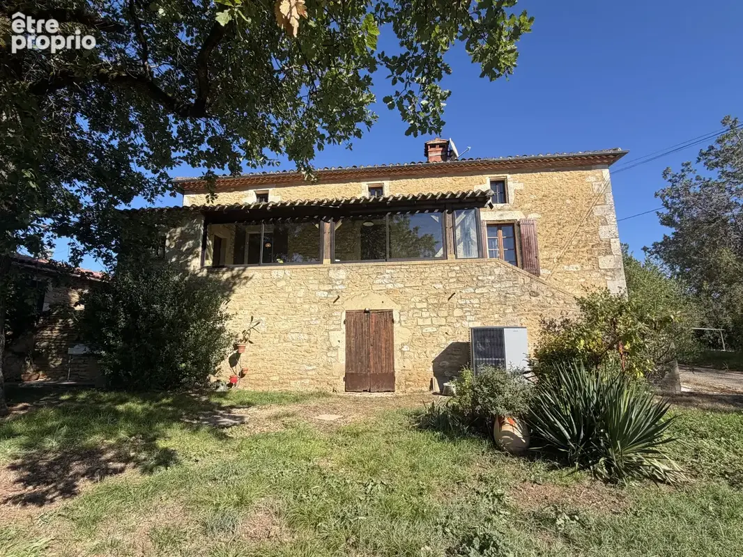 Propriété de charme en pierre avec dépendances, studio indépendant - photo 4