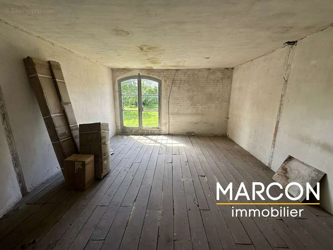 Maison à AUBUSSON