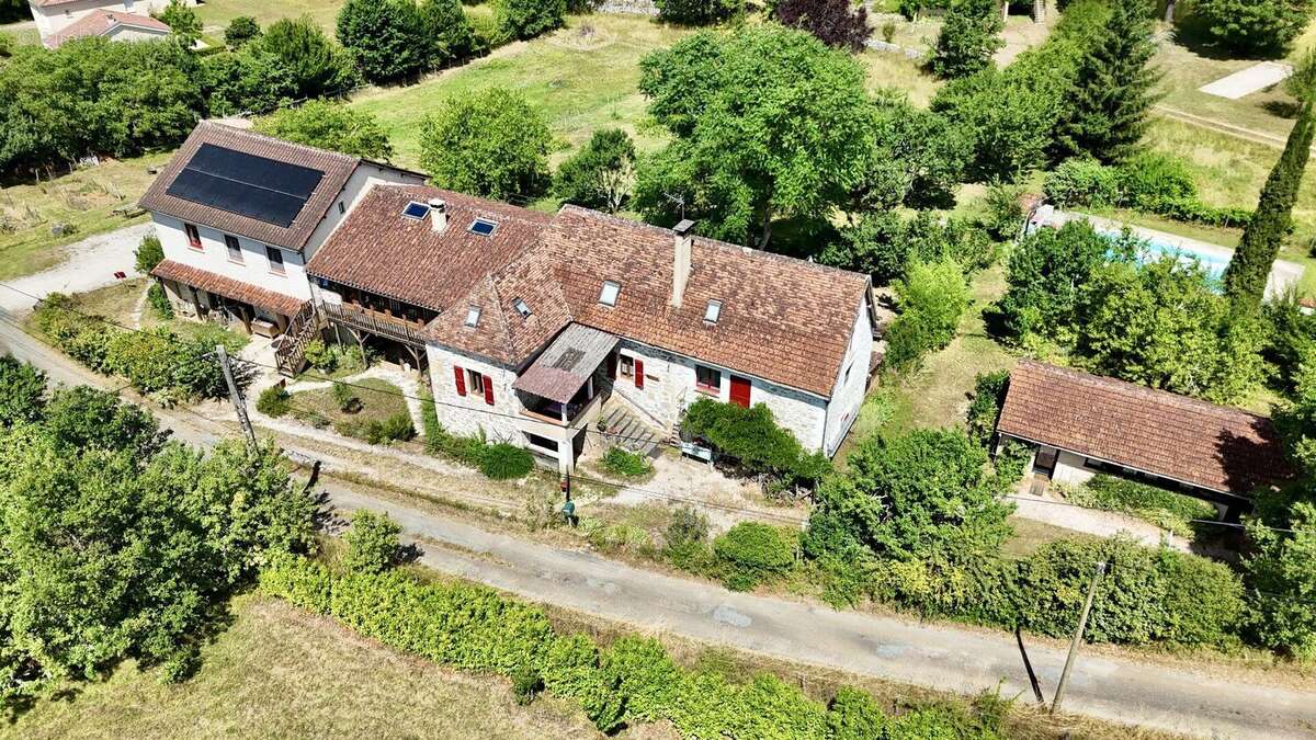 Activité gîte - vue St Cirq Lapopie - photo 17
