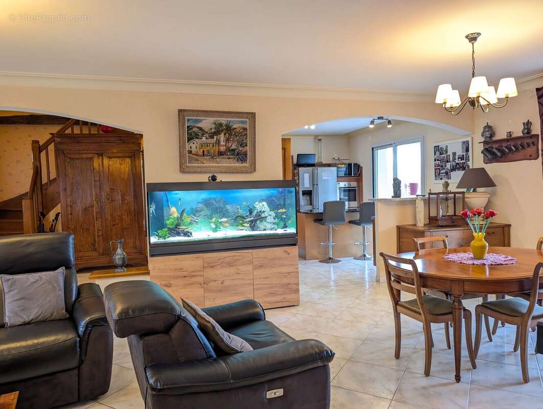 Maison à HAUTEFAGE-LA-TOUR