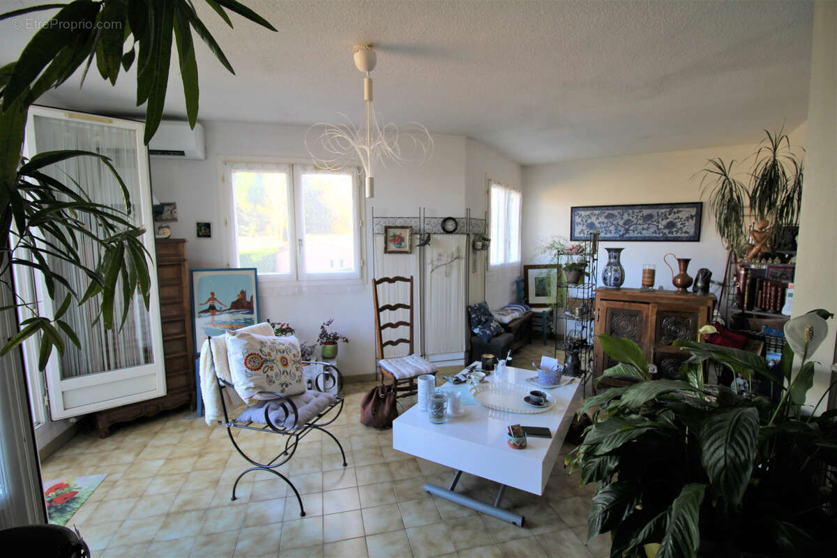 Appartement à VAISON-LA-ROMAINE