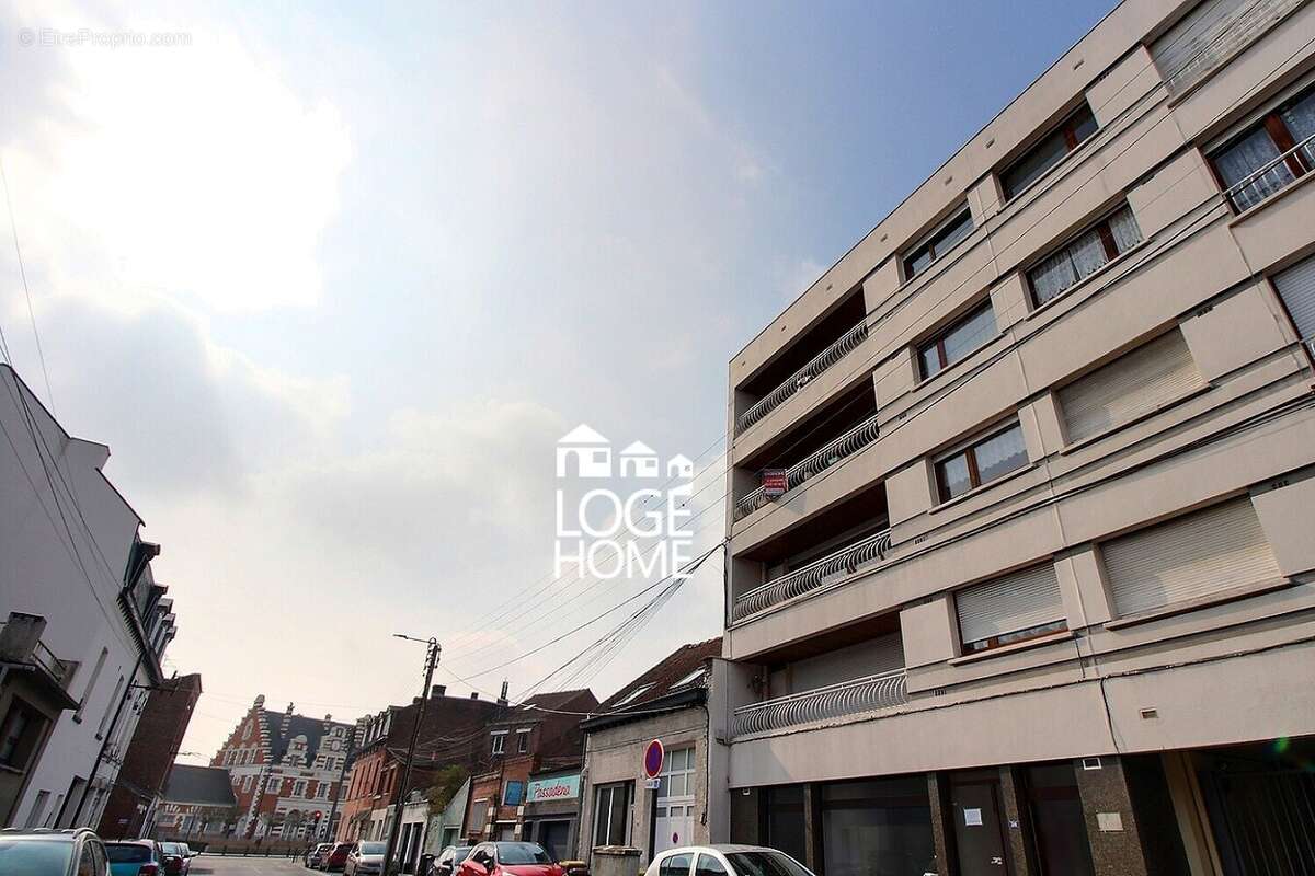 Façade - Appartement à HENIN-BEAUMONT