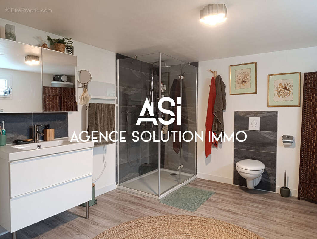 Maison à VILLAINES-LA-JUHEL