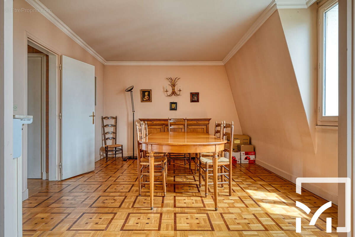 Appartement à VERSAILLES