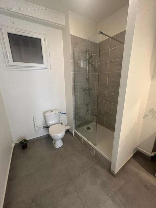   - Appartement à LYON-1E